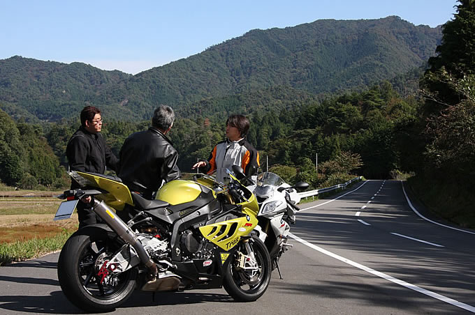 S1000RRの画像