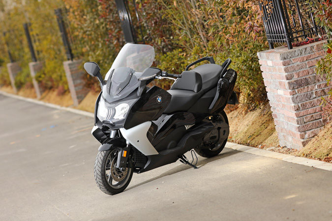 BMW Motorrad c650gt /BMW Motorrad C650GT /ツーリングやタンデムライドを見据えたマキシスクーターの画像