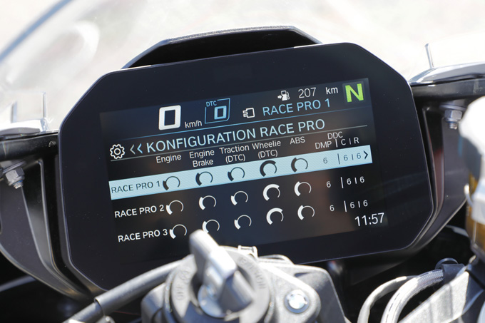 BMW Motorrad s1000rr /BMW Motorrad s1000rr /BMW 新型S1000RRの海外試乗インプレッションの画像