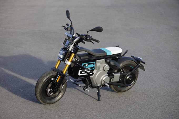 【BMW Motorrad ce02海外試乗記】磨かれた運動神経が魅せるドラマチックな走03画像