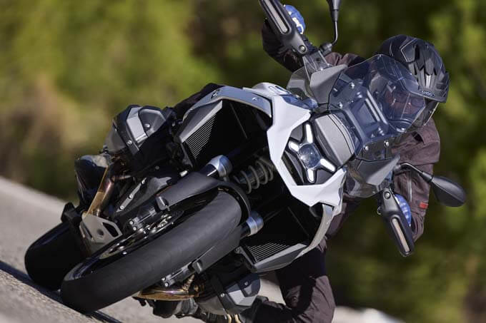 【BMW Motorrad R1300GS海外試乗記】磨かれた運動神経が魅せるドラマチックな走り06画像