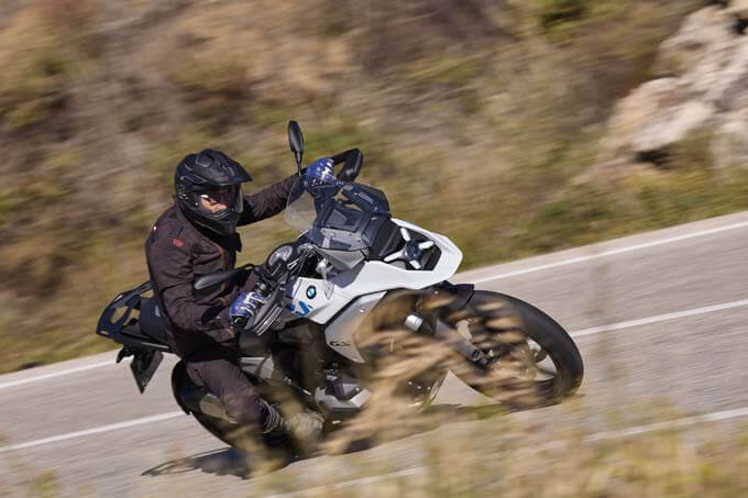 【BMW Motorrad R1300GS海外試乗記】磨かれた運動神経が魅せるドラマチックな走り10画像