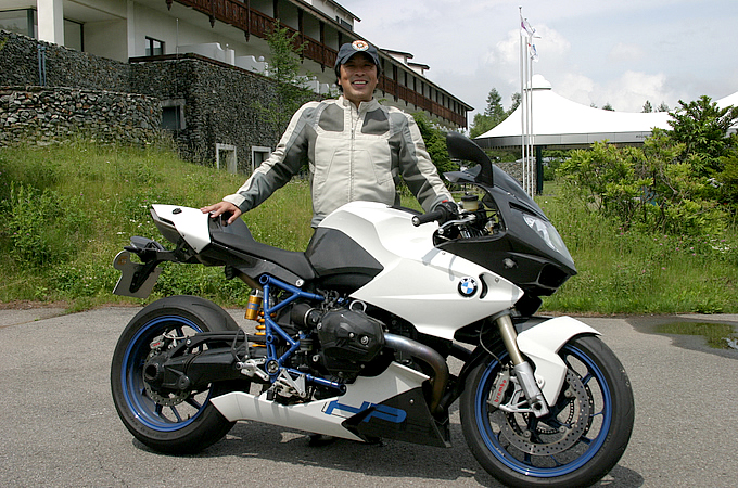 BMW HP2スポーツ 鈴木 丞さんの愛車紹介 画像