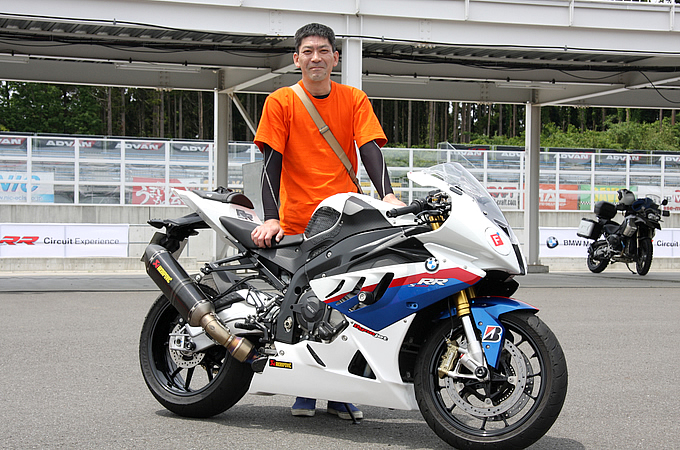 BMW S1000RR 井越 伸和さんの愛車紹介 画像