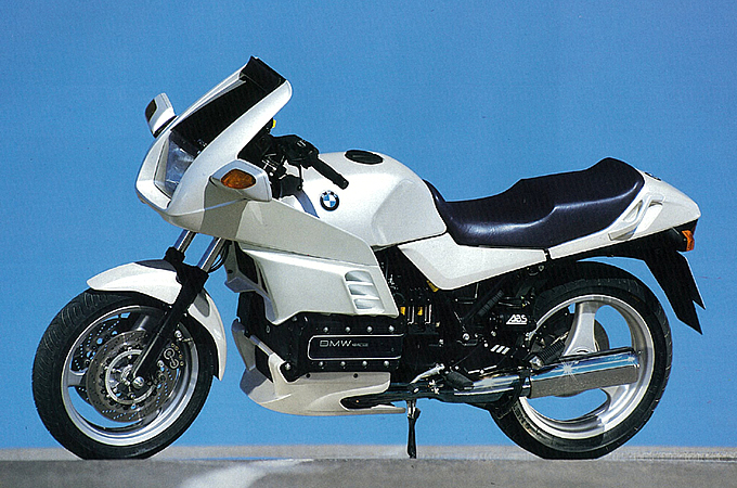 K100RS 4バルブ（1989-）のモデルカタログ写真