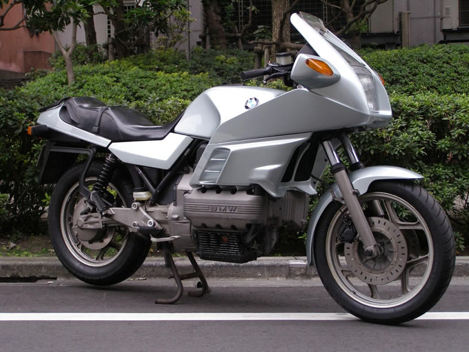 K100RSの画像