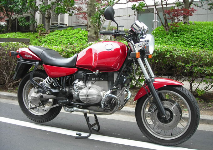 R100Rミスティックの画像