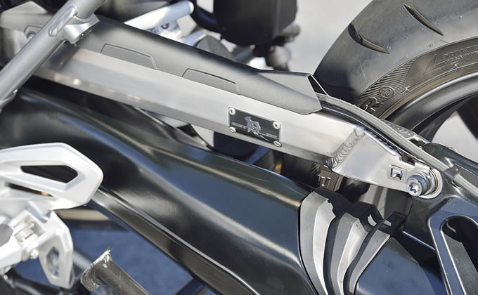 R1200RS用 R-style製チタンマフラー＆ハイアップトルクロッドの効果