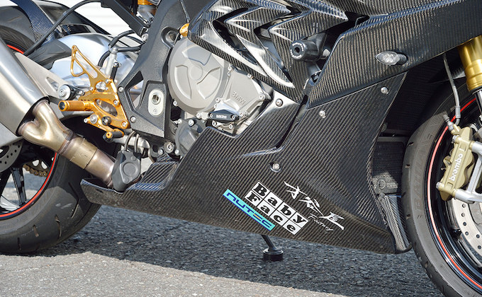 大阪のパーツメーカー『才谷屋』が手掛けるBMWのS1000RR用カーボン 
