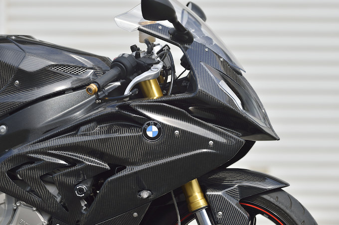 大阪のパーツメーカー『才谷屋』が手掛けるBMWのS1000RR用