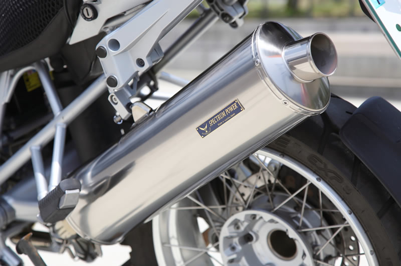 BMW R1200GS用マフラーに見るディーラー太鼓判のコストパフォーマンス │バージンBMW