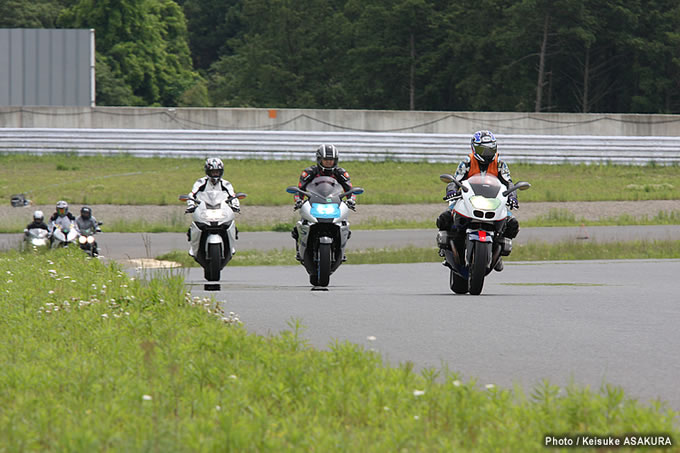 BMW Motorrad Circuit Experienceの画像