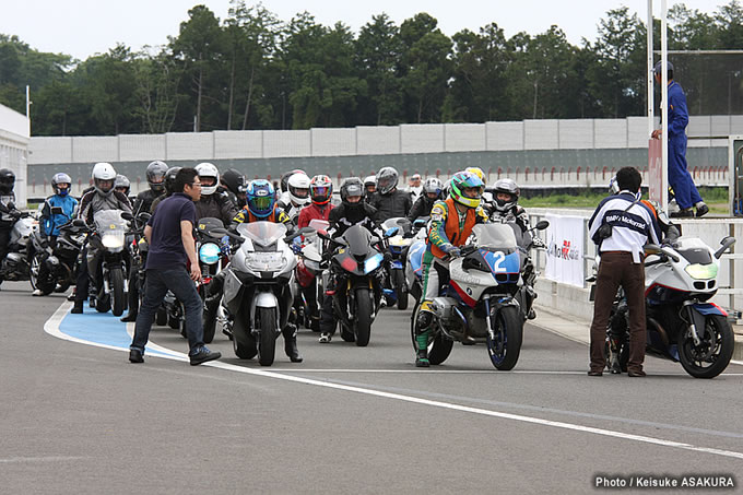 BMW Motorrad Circuit Experienceの画像