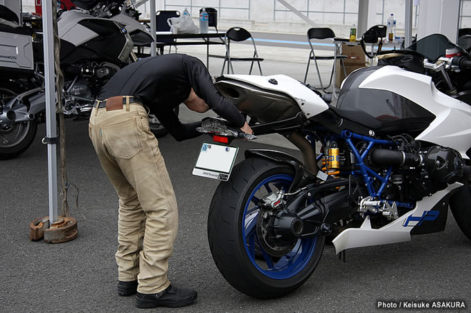 BMW Motorrad Circuit Experienceの画像