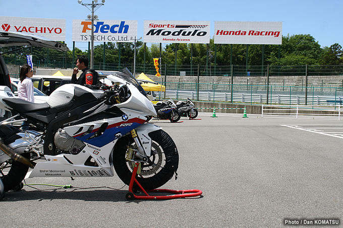 BMW Motorrad Circuit Experienceの画像