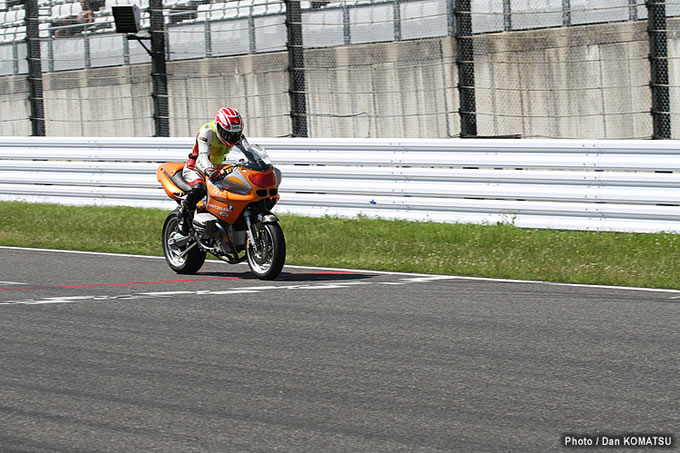 BMW Motorrad Circuit Experienceの画像