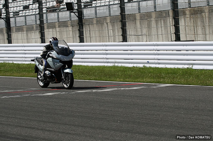 BMW Motorrad Circuit Experienceの画像