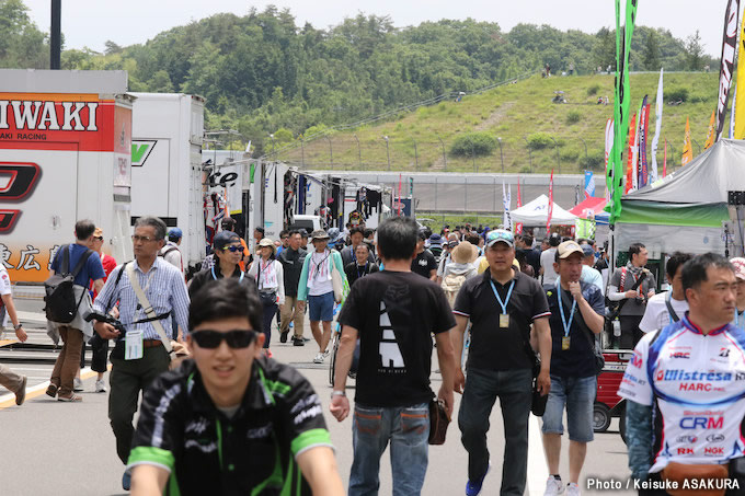 ツインリンクもてぎ スーパーバイクレース キャンギャルコレクション&こぼれ情報