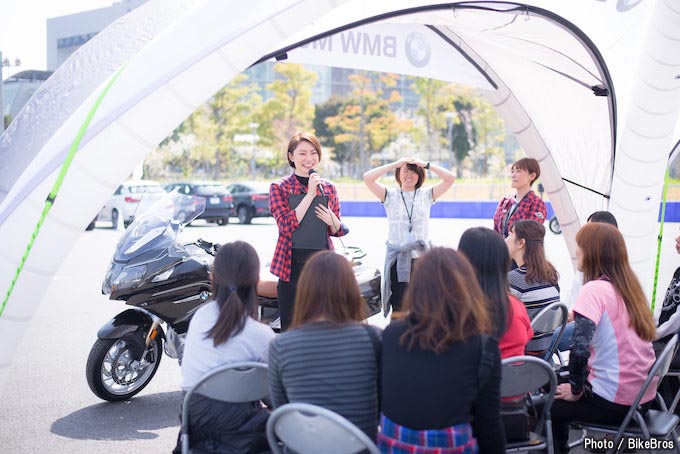 50名のバイク女子が集結！ レディースカフェミーティングの画像