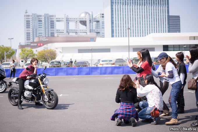 50名のバイク女子が集結！ レディースカフェミーティングの画像