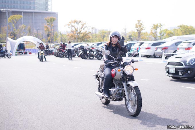 50名のバイク女子が集結！ レディースカフェミーティングの画像