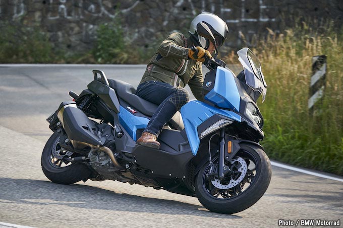 【海外試乗速報】BMW C400X メディア向け発表会の画像