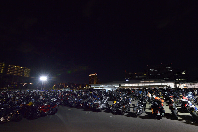 夜のお台場でバイクを満喫 Bmw主催の 8th Night Rider Meeting レポート トピックス バージンbmw