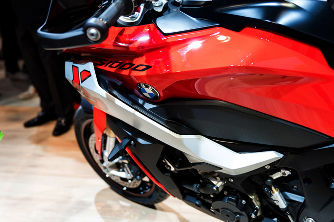 【EICMA2019レポート】「S1000XR」に「F900XR」、「F900R」を発表したBMW Motorradの画像