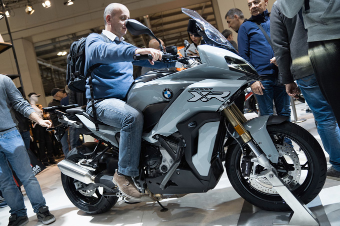 【EICMA2019レポート】「S1000XR」に「F900XR」、「F900R」を発表したBMW Motorradの画像