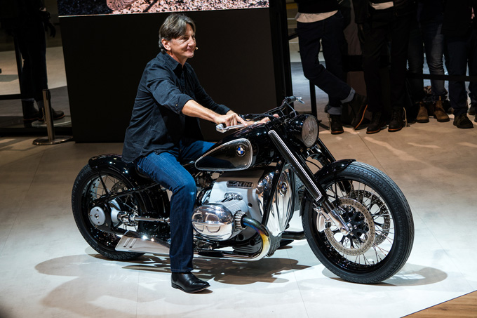 【EICMA2019レポート】「S1000XR」に「F900XR」、「F900R」を発表したBMW Motorradの画像