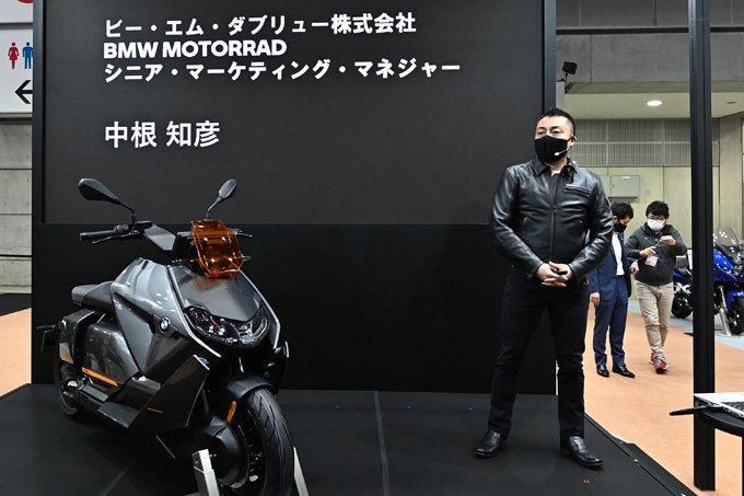 注目の電動バイクCE04などが展示された「東京モーターサイクルショー2022」BMWモトラッドブースレポートの02画像