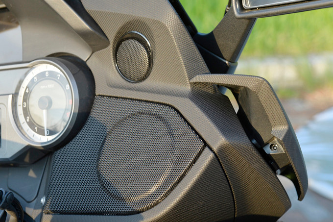 Dark&Coolをコンセプトに BMW Motorrad K1600Bマットブラック化計画発動! の画像