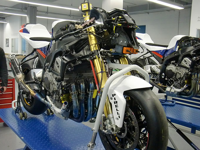 S1000RR鈴鹿8耐参戦記の画像