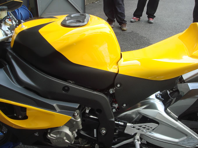 S1000RR鈴鹿8耐参戦記の画像
