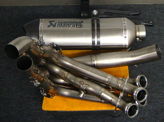 S1000RR鈴鹿8耐参戦記の画像