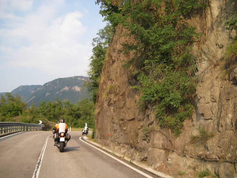 第7回 ワインディング事情 はじめてのヨーロッパツーリング バージンbmw