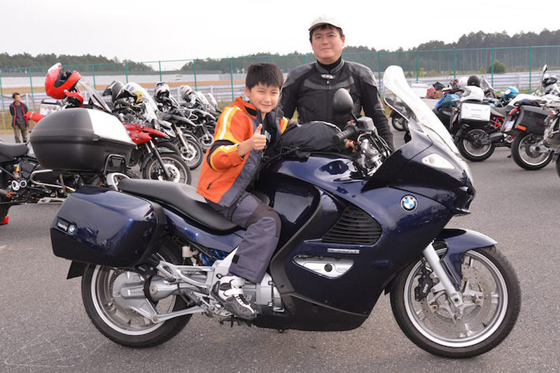 K1200GT（2004） 八木澤 敦士・奏仁さん BMW愛車紹介 | バージンBMW