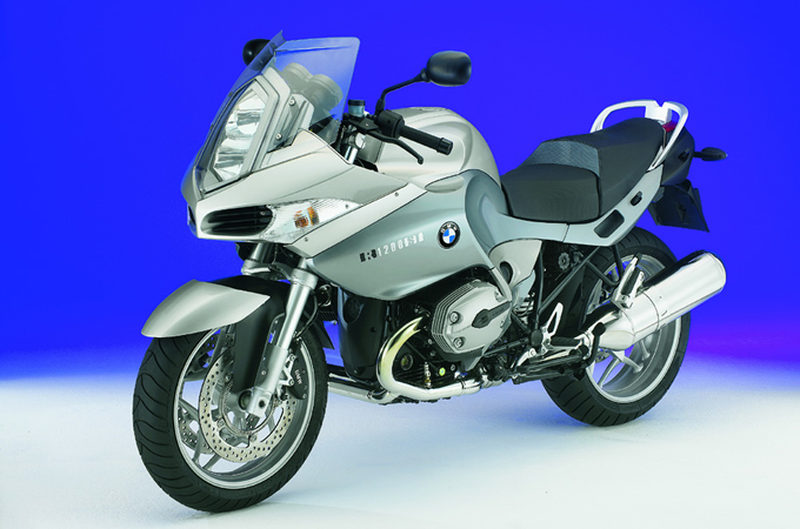 BMW Touring Bike 2005年モデル R1200ST(2005-) スペックと燃費 年式別モデルカタログ