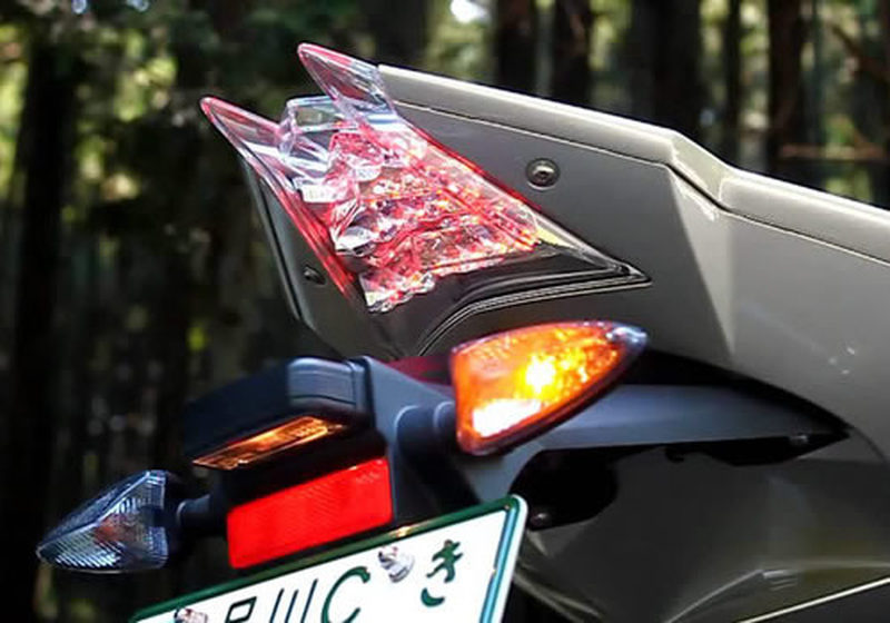 2010年新登場 BMW S1000RR テールライト BMWバイク 動画集