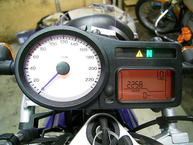 SUZUKIGS、GSX系メーター