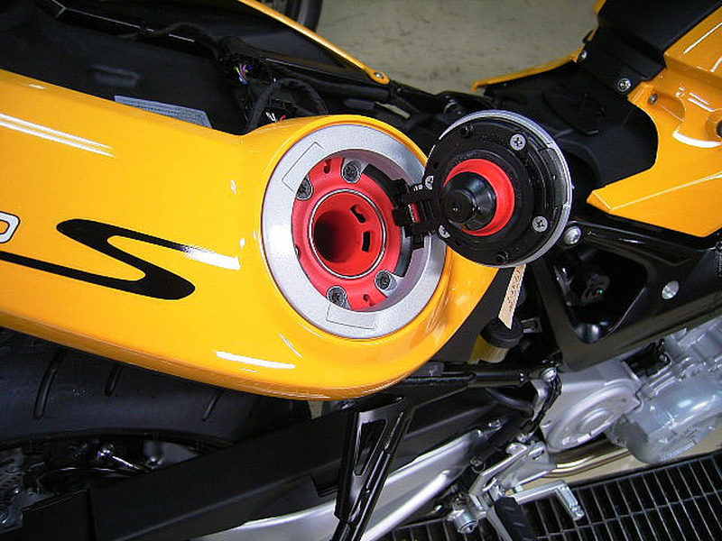 バイク 二輪 キーレス オイルタンク 蓋 燃料タンク キャップ カバー