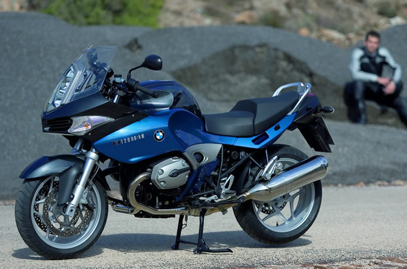 BMWバイク プロに聞く購入ガイド R1200ST（2005-） トピックス
