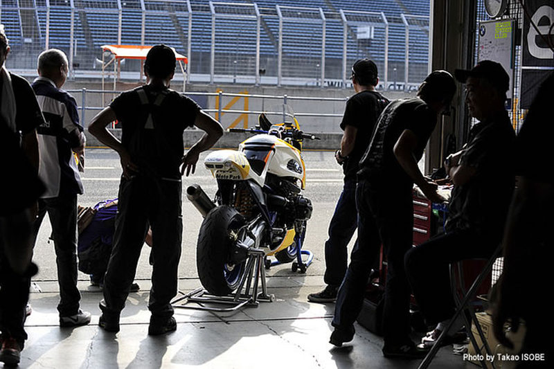 09 もてぎマスターズ７時間耐久ロードレース もて耐マスターズ Bmwバイク 編 トピックス バージンbmw