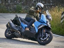 【海外試乗速報】BMW C400X メディア向け発表会の画像