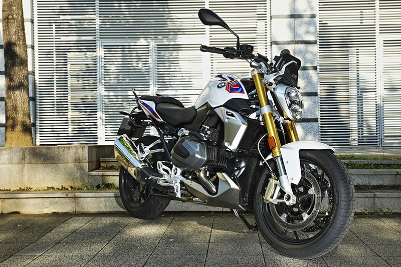 BMWバイク BMW Motorrad R1250R （2019-）/ BMWが導き出したエキサイティング＆セーフティーという答え 試乗インプレ |  バージンBMW