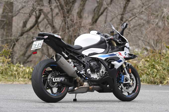 BMW Motorrad S1000RR(2023)試乗インプレ /先代以前とは似て非なるキャラクターを、ストリートで実感 05画像