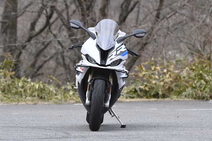 BMW Motorrad S1000RR(2023)試乗インプレ /先代以前とは似て非なるキャラクターを、ストリートで実感 09画像