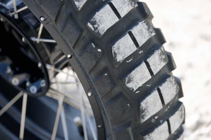 【BMW Motorrad新型R 12 G/S 海外試乗記】レトロなルックスに本気の性能。空油冷ボクサーを愛するあなたへ──20画像