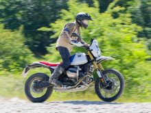 【BMW Motorrad新型R 12 G/S 海外試乗記】レトロなルックスに本気の性能。空油冷ボクサーを愛するあなたへ──