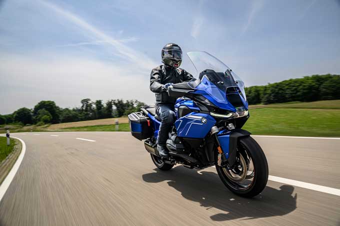 【BMW Motorrad 新型 R1300RT 海外試乗記】もっと遠くへ、快適に、気持ちよく──その答えがここにある07画像